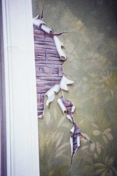 faux and trompe l'oeil by Art Effects, a damaged mural